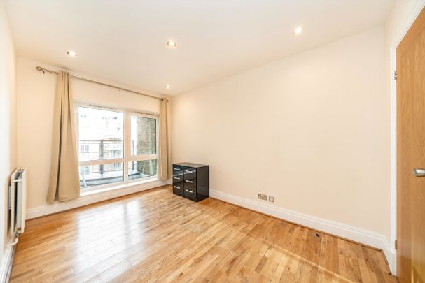 Beckford Close, Kensington, W14, London - Photo 1