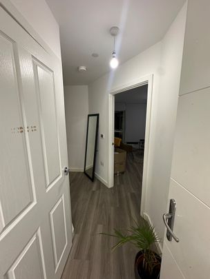 2 Bed Flat, Marina Place, B16 - Photo 1