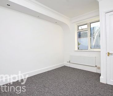 1 Bed property for rent - Photo 2