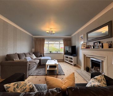 4 bedroom detached house to rent - Photo 3
