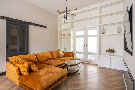 Te huur: Appartement Claes de Vrieselaan in Rotterdam - Photo 2