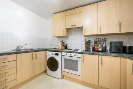 1 bedroom flat to rent - Photo 3