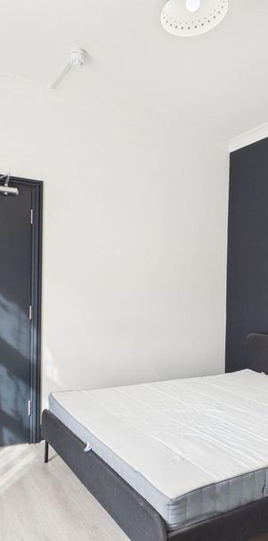 1 bedroom house of multiple occupation to rent - Photo 1