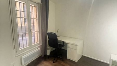 METZ CENTRE - STUDIO MEUBLE - 32 M2 - CUISINE EQUIPEE - Photo 4