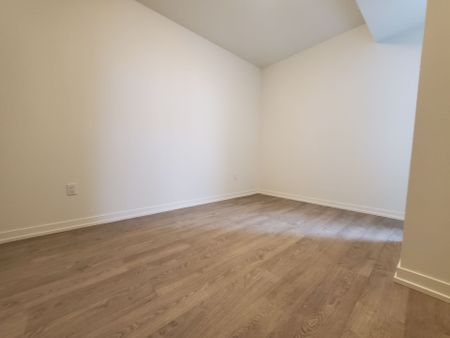 For Lease - 8868 Yonge Street Unit# 325E, Richmond Hill, Ontario - Photo 5