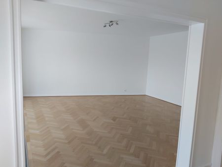 Top renoviertes Appartement mit verglastem Balkon und Möglichkeit einer Terrassennutzung - Photo 3