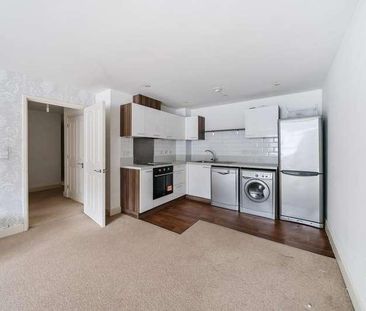 Fire Fly Avenue, Old Railway Quarter, SN2 - Photo 3