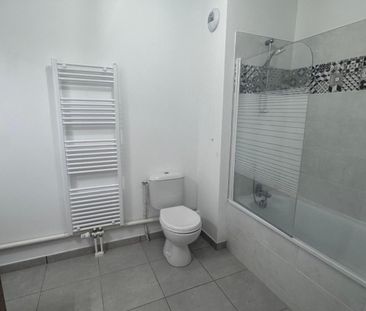 Location Appartement 2 pièces 38m² NIEPPE 59850 - Photo 4