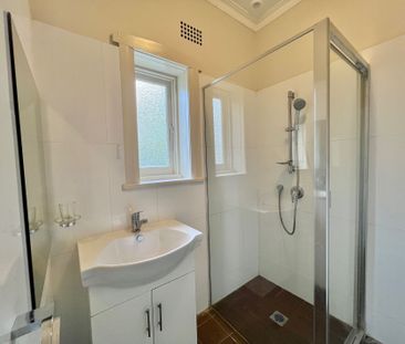 2-3 bedroom Brick Home - GREAT LOCATION - Photo 5