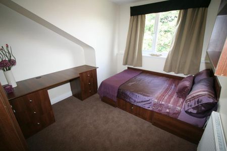 5 bedroom house to rent - Photo 2