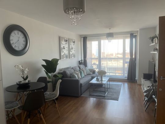 2 Bed Flat, The Sphere, E16 - Photo 1