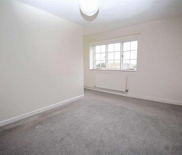 Upper Froyle, Alton, Hampshire, GU34 - Photo 4