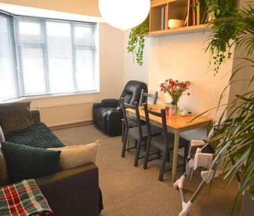 Chinbrook Road, Grove Park London, SE12 - Photo 1