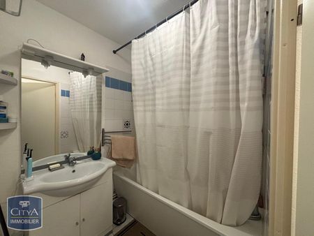 Location Appartement 2 pièces 47m² LOUVROIL 59720 - Photo 4