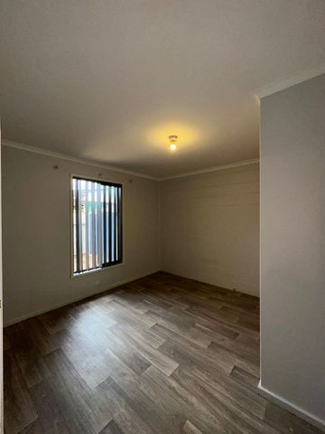 Brand New Kitchen, Fresh Paint and Brand New Flooring! - Photo 3