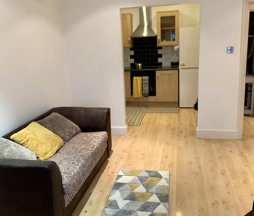 1 bedroom apartment to rent - Photo 2