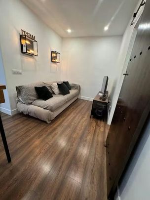 Calle del Mesón de Paredes, Madrid, Community of Madrid 28012 - Foto 1