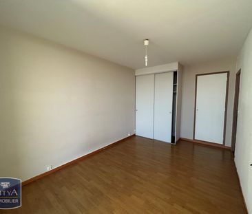 Location Appartement 2 pièces 49m² MARSEILLE 9ème - Photo 2