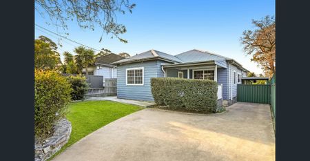 WELL KEPT FAMILY HOME POSITIONED WALKING DISTANCE TO REVESBY TRAIN STATION - Photo 5