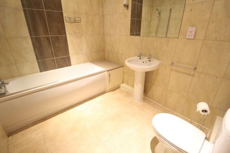 3 bedroom townhouse to rent - Photo 5