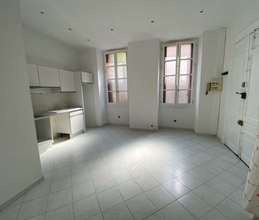 Location Appartement 1 pièce 21m² VENCE 06140 - Photo 2