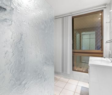 Spacious 4-Bedroom Family Home with Study, Extra Rumpus/Workshop & ... - Photo 6