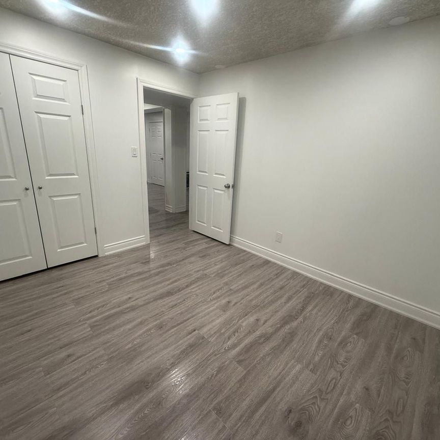 For Lease - 1286 Kettering Drive Unit# Basement, Oshawa, Ontario - Photo 1