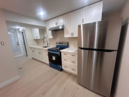 For Lease - 4 Sutton Court, Markham, Ontario - Photo 5