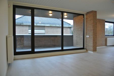 Lichtrijk appartement te huur te Roeselare - Foto 3