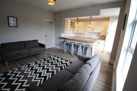 Cliff Road, Woodhouse, LS6 2ET, Leeds - Photo 3