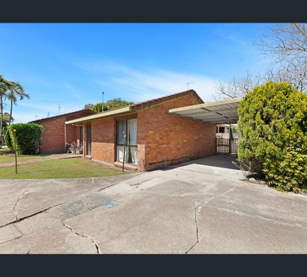 4/42-44 Pulgul Street, Urangan, Qld 4655 - Photo 1