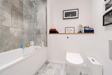 3 bedroom terraced house to rent - Photo 5