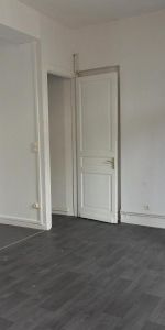 Location Appartement 1 pièce 33m² LILLE 59000 - Photo 3