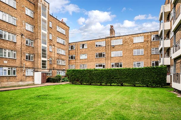 Studio apartment - Photo 1