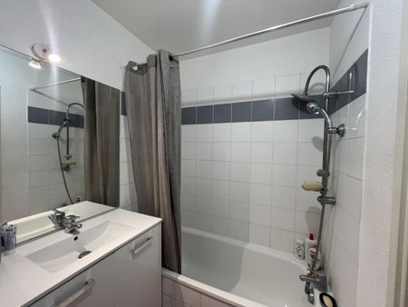 Location Appartement 2 pièces Meublé 52m² BORDEAUX 33000 - Photo 3