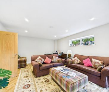 5 bedroom detached house to rent - Photo 6