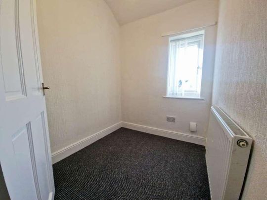 Clovelly Avenue, St. Helens, WA9 - Photo 1