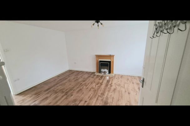 3 Bed Terraced House, Beechdale Road, NG8 - Photo 1