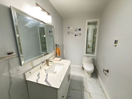 For Lease - 21 Greenwood Crescent, Brampton, Ontario - Photo 2