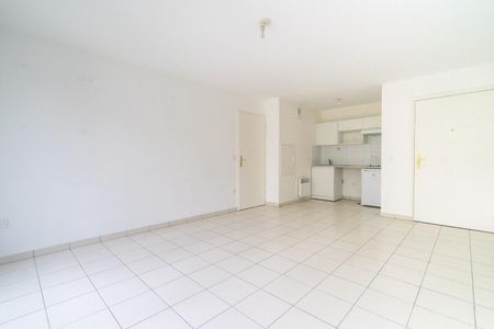 location Appartement T2 DE 42.06m² À HERBLAY - Photo 2