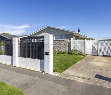 Pet friendly family home! - Photo 4