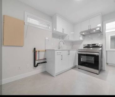 1 Bed 1 Bath for Rent near Joyce Skytrain Station - Photo 3