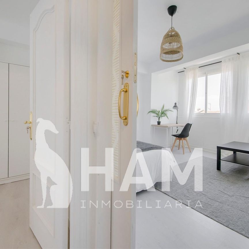 Habitación - Madrid - Ibiza - 690€ MES - Ref. SNUD01 - Photo 1