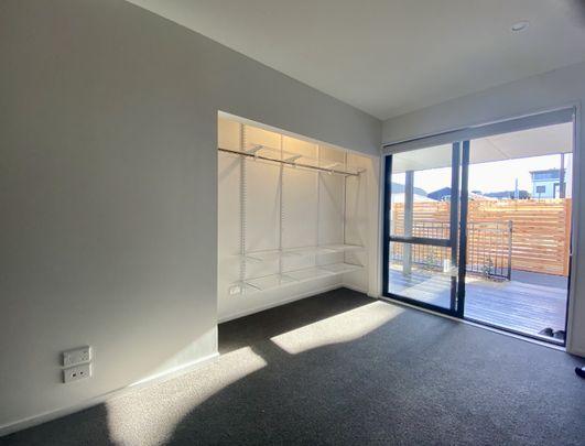 2/142 Leinster Road, Merivale - Photo 1