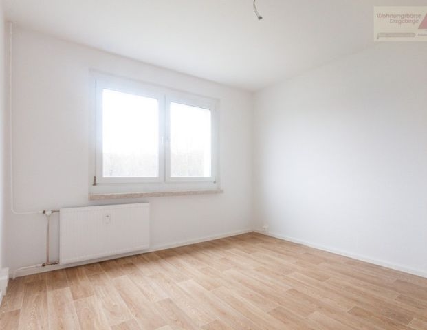 3-Raum-Wohnung mit Balkon in Klingenberg - Erstbezug nach Renovierung! - Photo 1