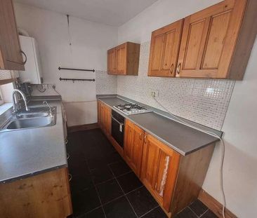 Cloutsham Street, Northampton, Northamptonshire, NN1 - Photo 2