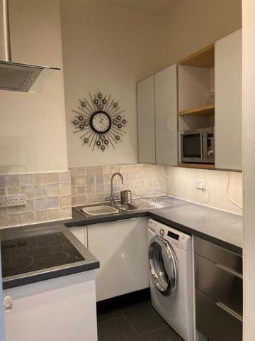 1 bedroom flat to rent - Photo 4