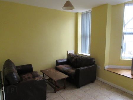 Great Location, 68b University Avenue, Queens Quarter, Belfast, BT7 1GY - Photo 4