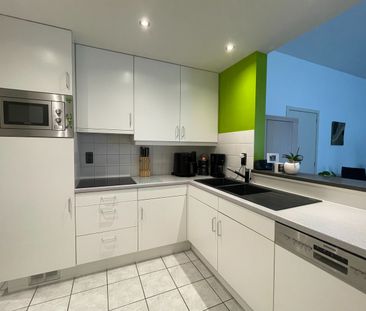 Gerenoveerd, instapklaar gelijkvloers appartement met 2 slaapkamers... - Photo 6