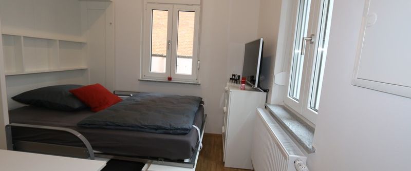 Sehr helle möblierte Altbauwohnung in St.Johannis - Photo 1